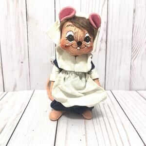 2005 ANNALEE Thanksgiving Mouse Girl Pilgrim Doll 7" Tall ***without basket